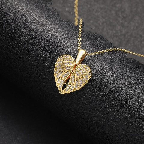 Stainless Steel Heart-shaped Wing Open-and-close Pendant